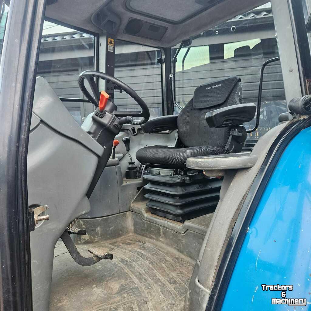 Schlepper / Traktor New Holland TS100
