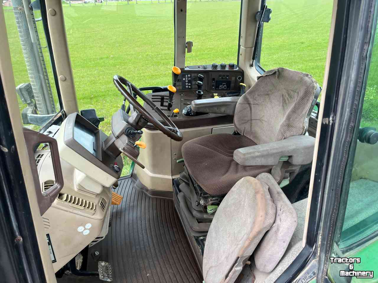 Schlepper / Traktor John Deere 6210 PQ LHR