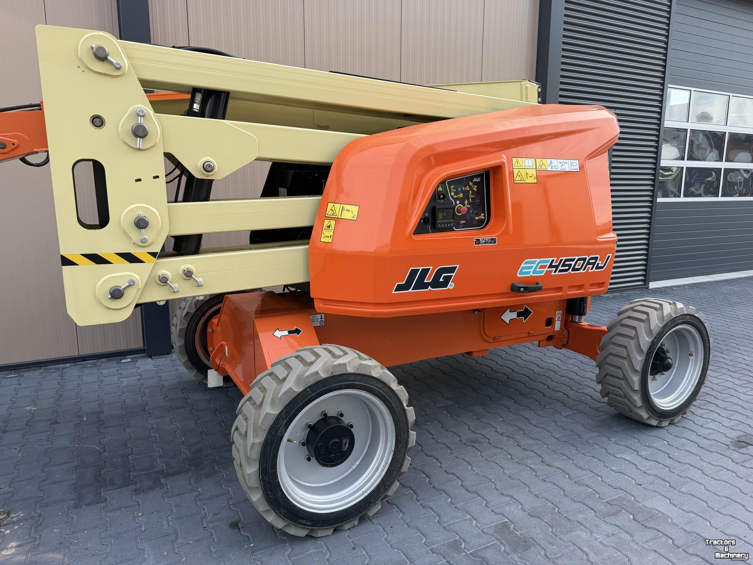 Scherenarbeitsbühnen JLG EC450AJ