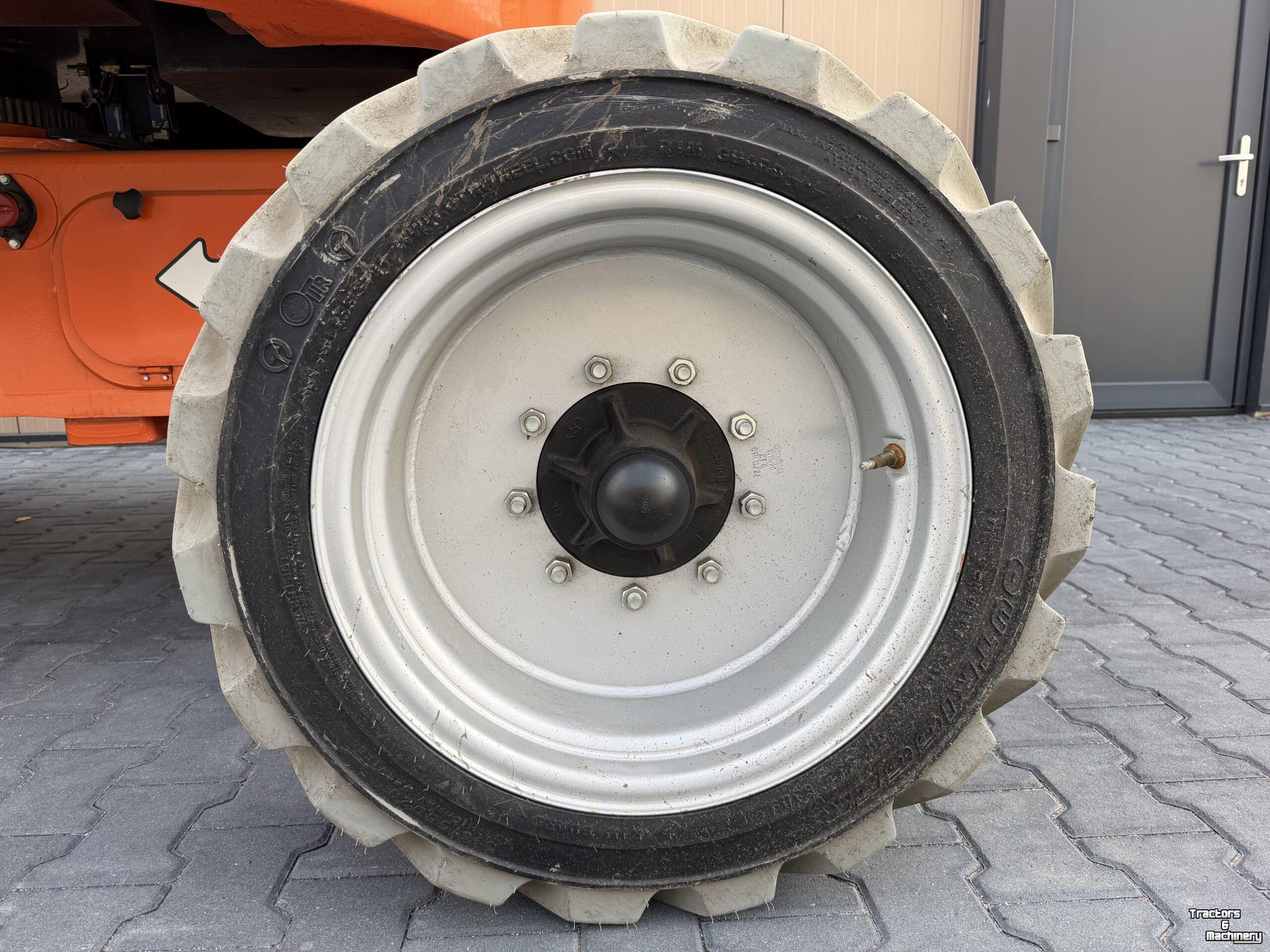 Scherenarbeitsbühnen JLG EC450AJ