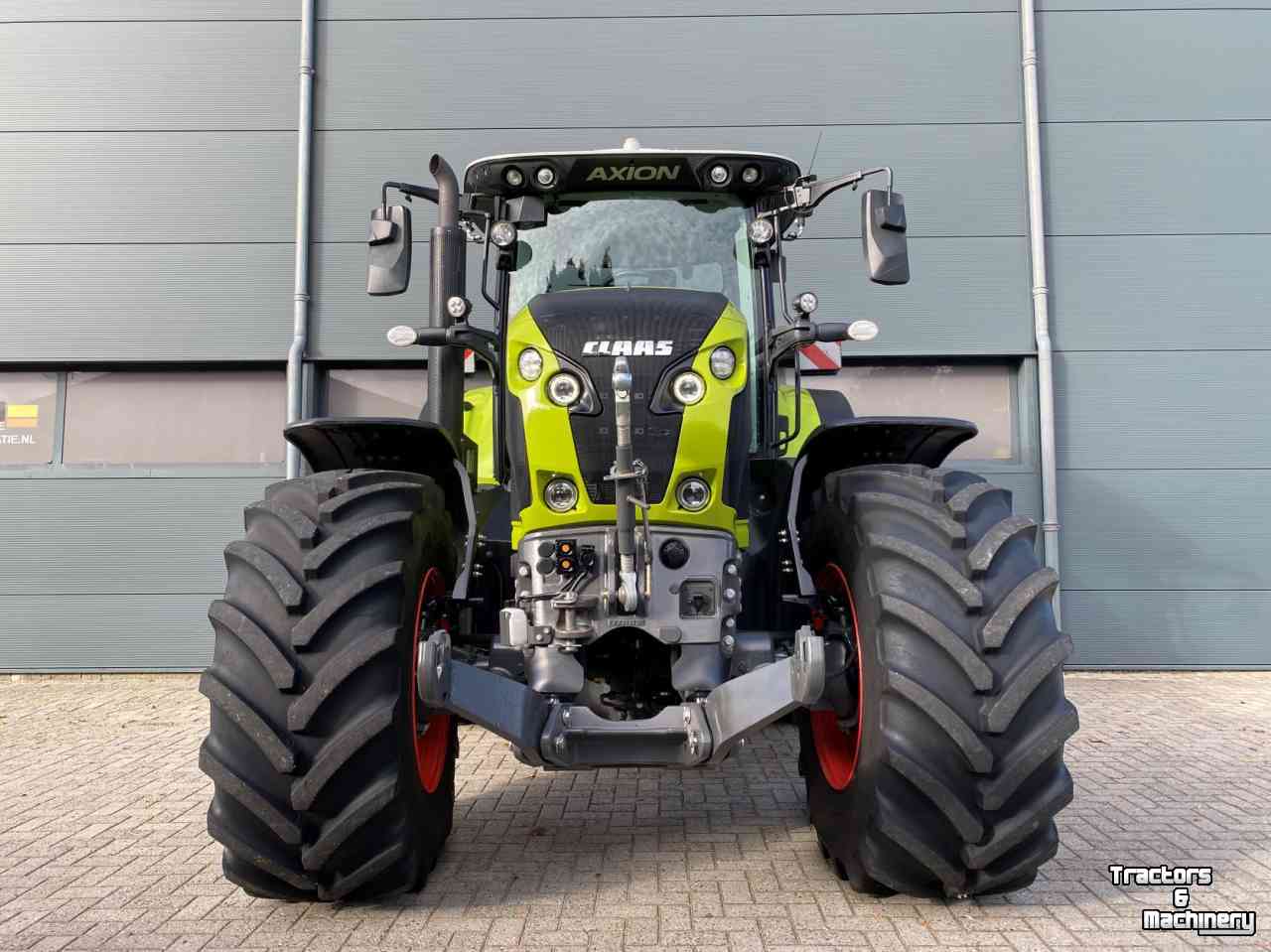 Schlepper / Traktoren Claas AXION 870 CMATIC CEBIS