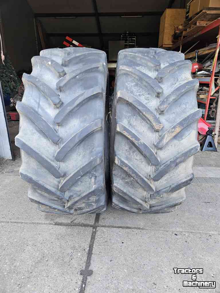 Räder, Reifen, Felgen & Distanzringe Mitas 650/65R38 STF. 52 mm