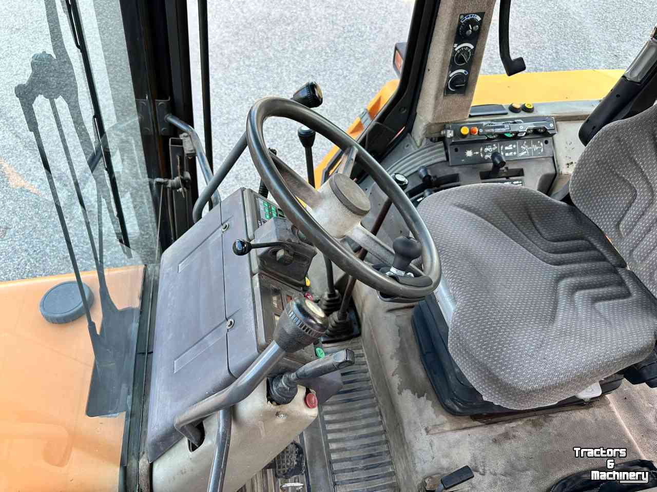Schlepper / Traktor Renault 145-14