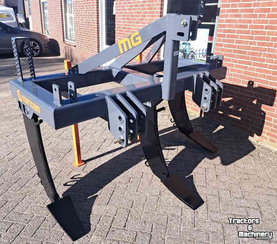 Tiefenlockerer Mandam MG 3 1800