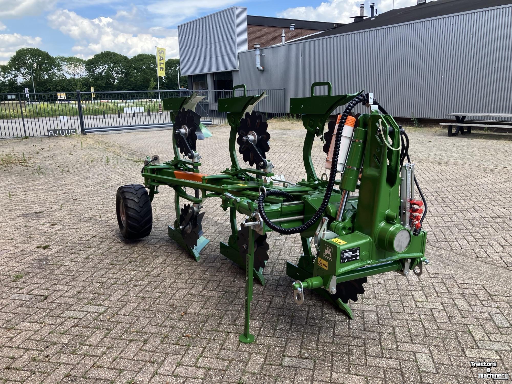 Pflüge Amazone Cayros XMS 3-950 V S35