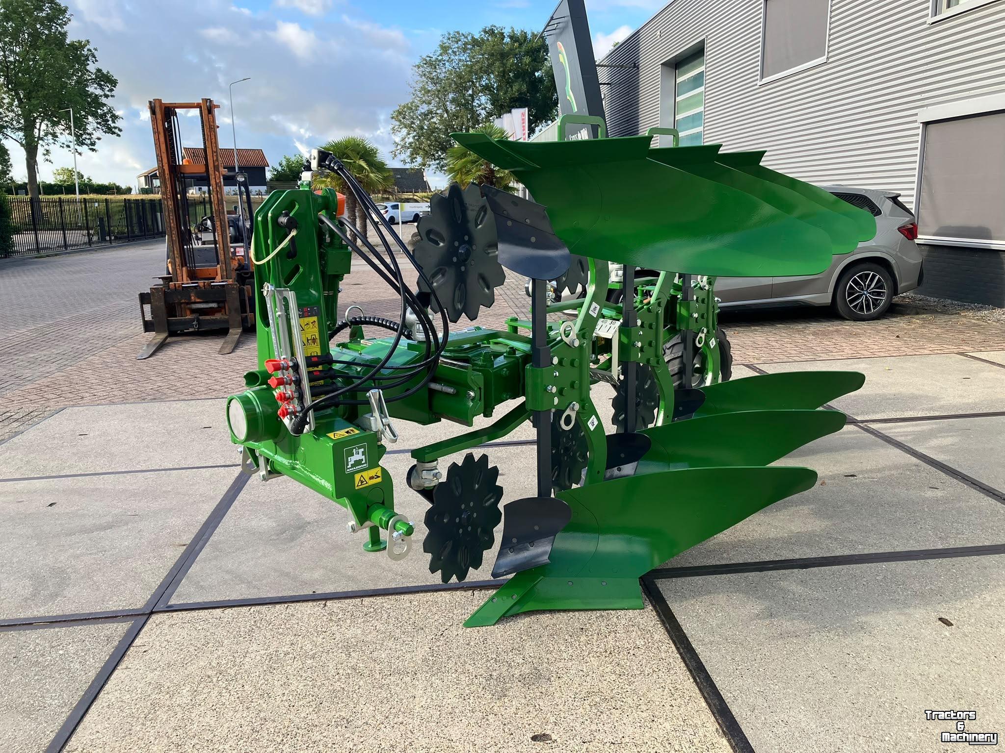 Pflüge Amazone Cayros XMS 3-950 V