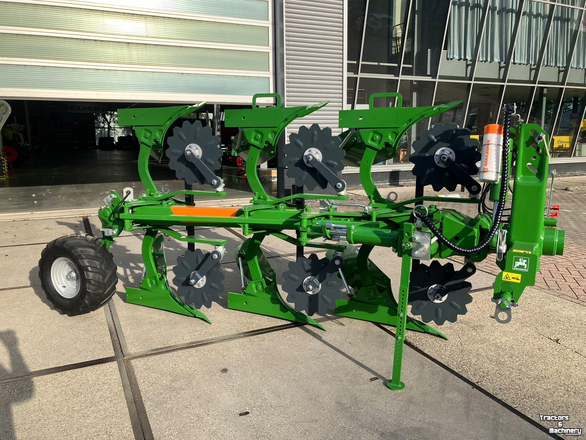 Pflüge Amazone Cayros XMS 3-950 V