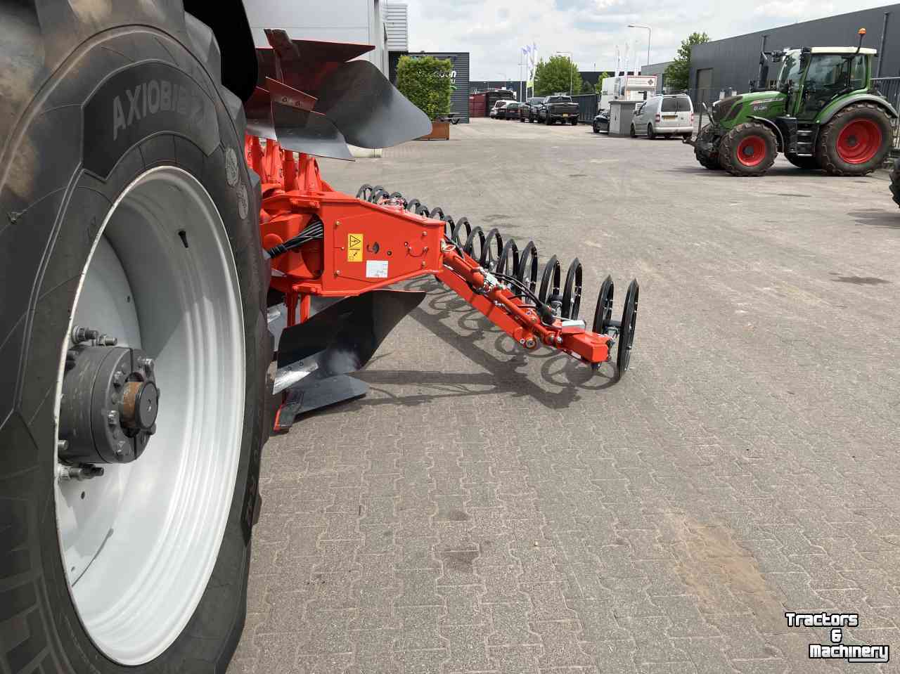 Pflüge Kuhn Varimaster L 5ET Onland Duoliner