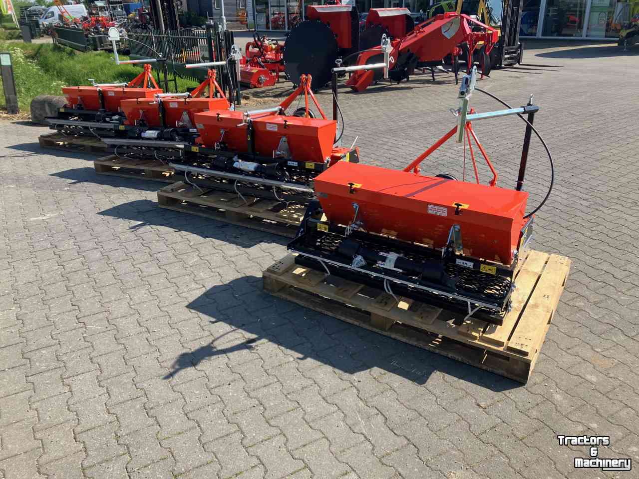 Sämaschine-Kombination Kubota MTZ120-135,150-170  zaaicombinatie  rotorkopeg zaaimachine  R2