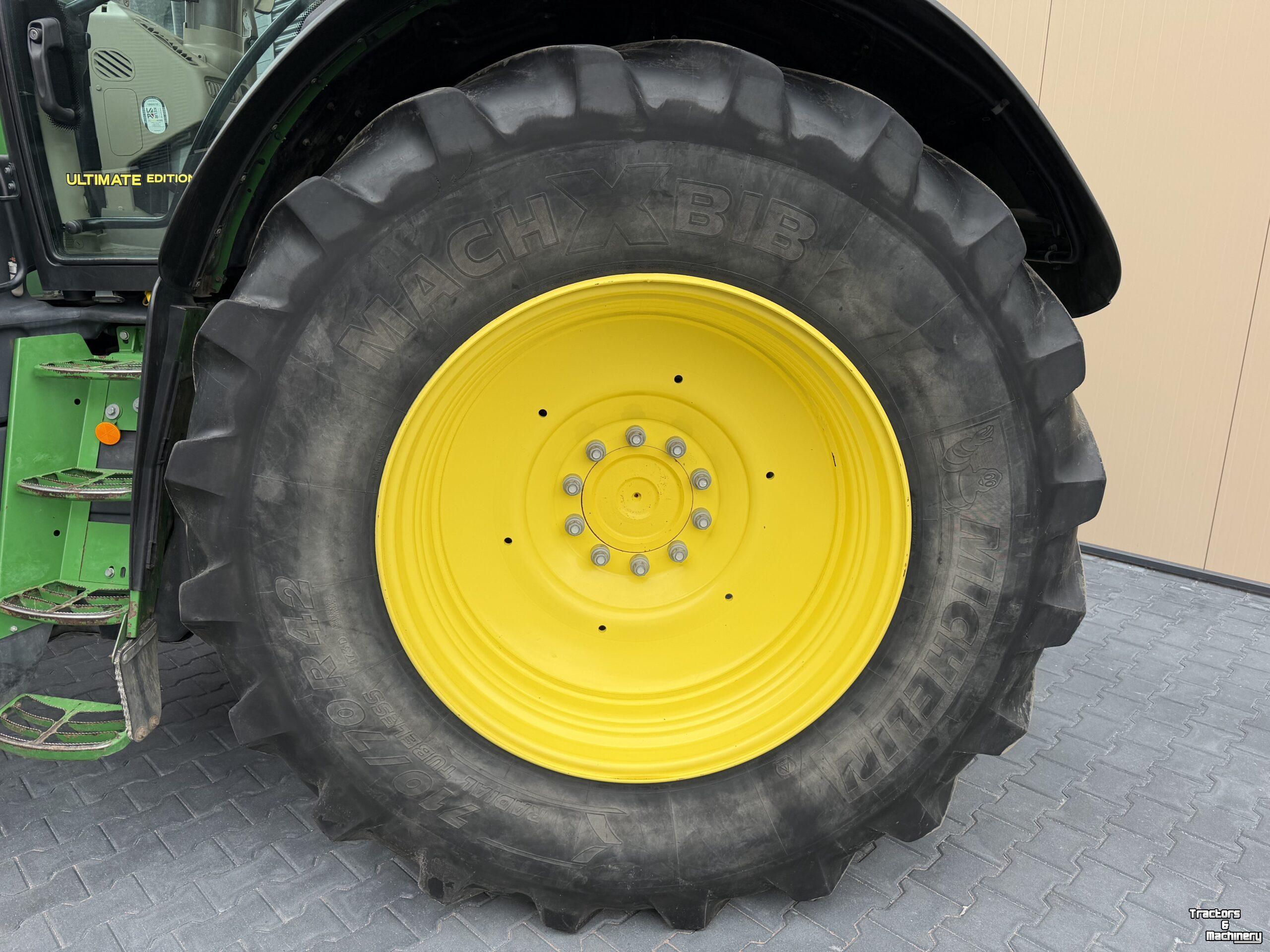 Schlepper / Traktor John Deere 6175R