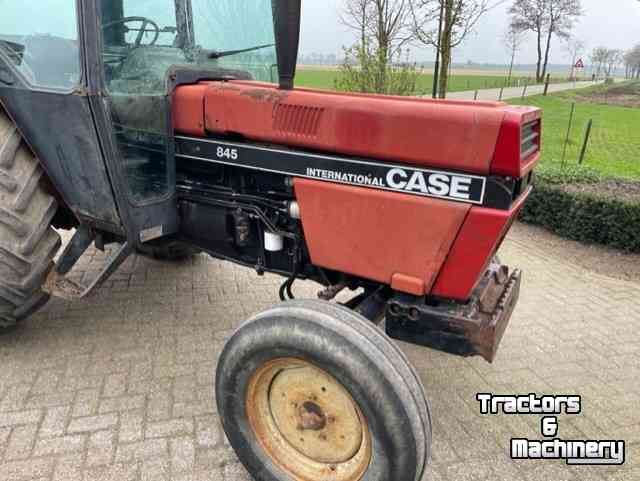 Schlepper / Traktoren Case-IH 845