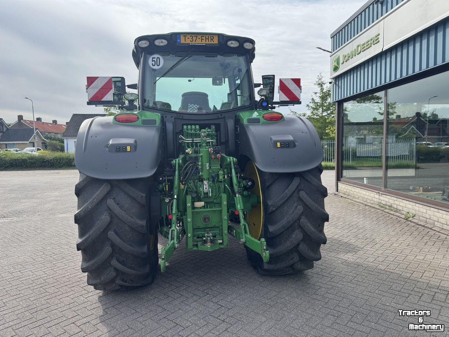 Schlepper / Traktor John Deere 6R 195