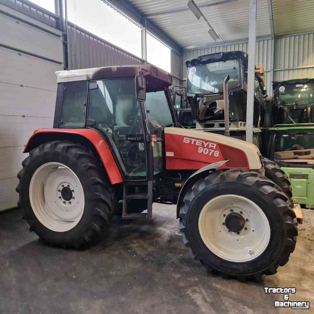 Schlepper / Traktoren Steyr 9078