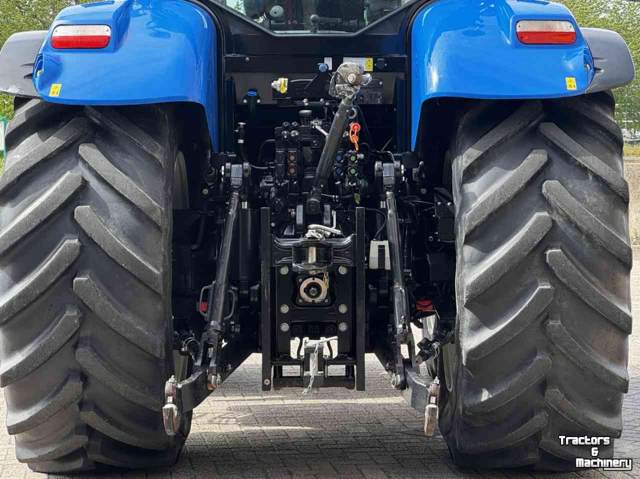 Schlepper / Traktor New Holland T7.245PC Stage V Fronthef Lucht Hydr rem  GPS 50km