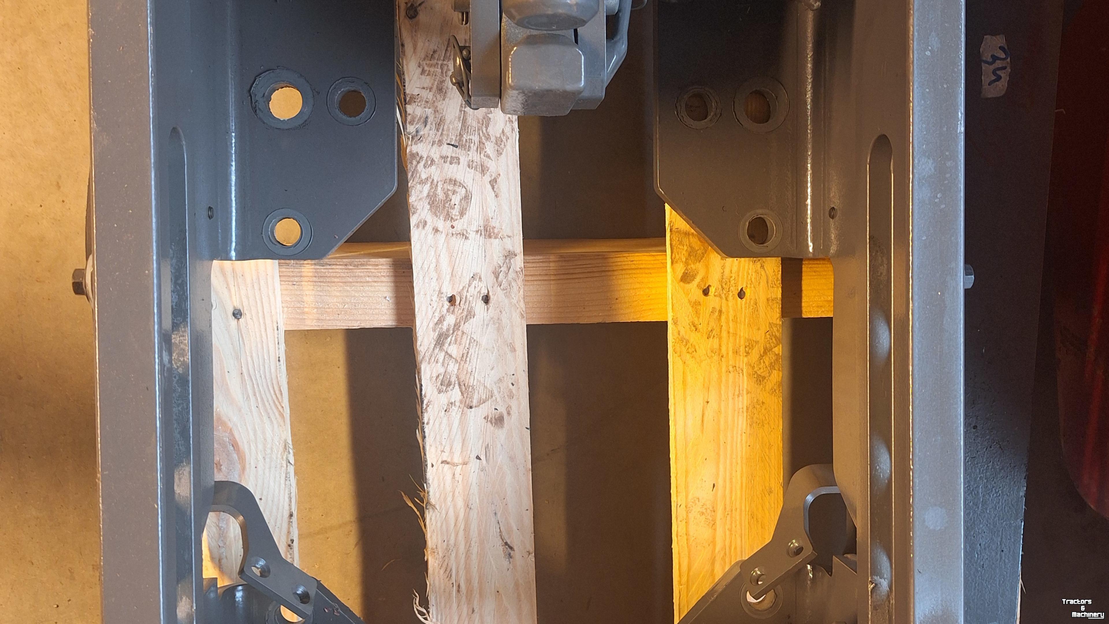 Diverse Gebrauchte Teile Massey Ferguson TREKHAAK VARIO MF