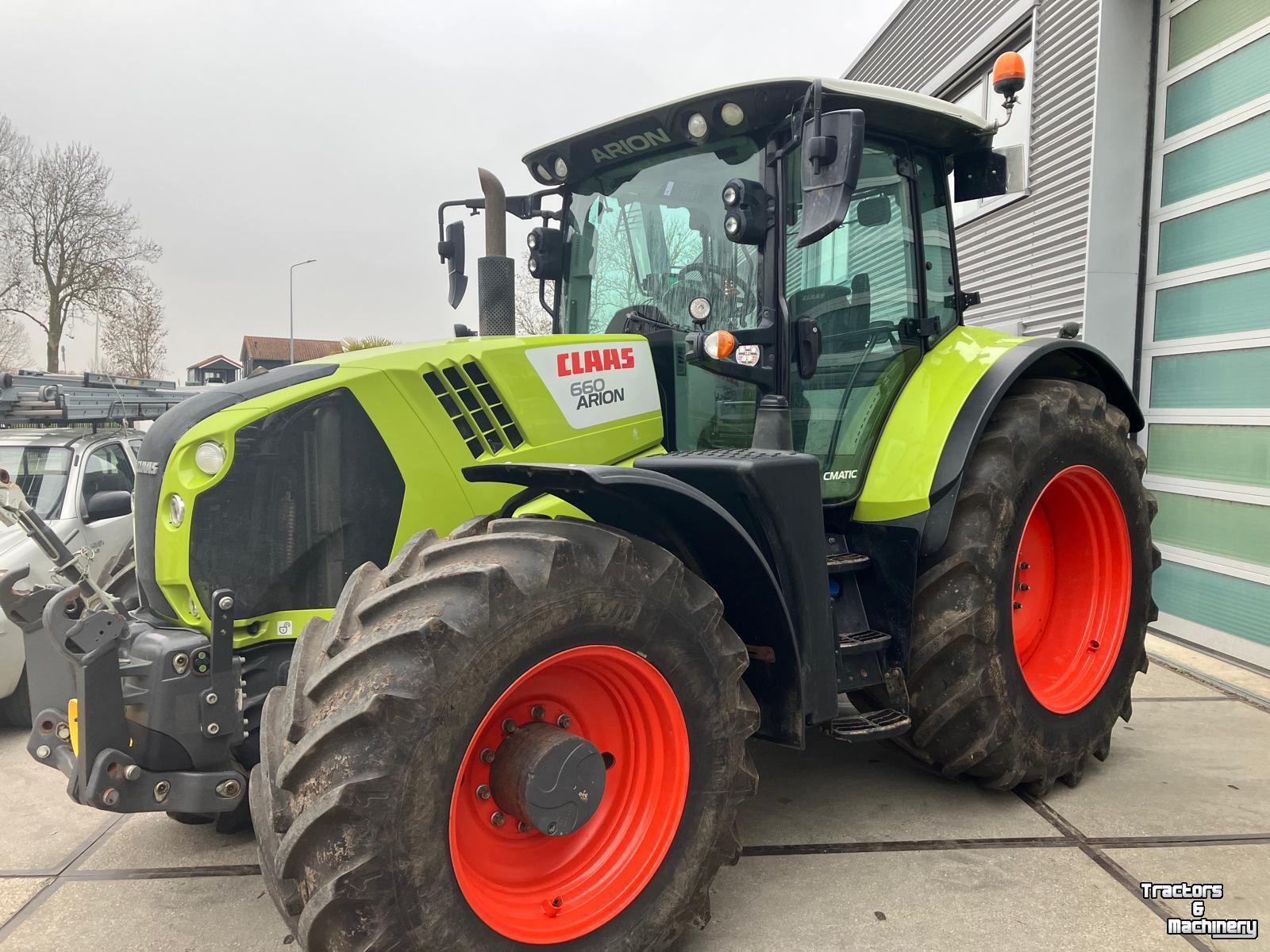 Schlepper / Traktor Claas ARION 660 St4 CMATIC