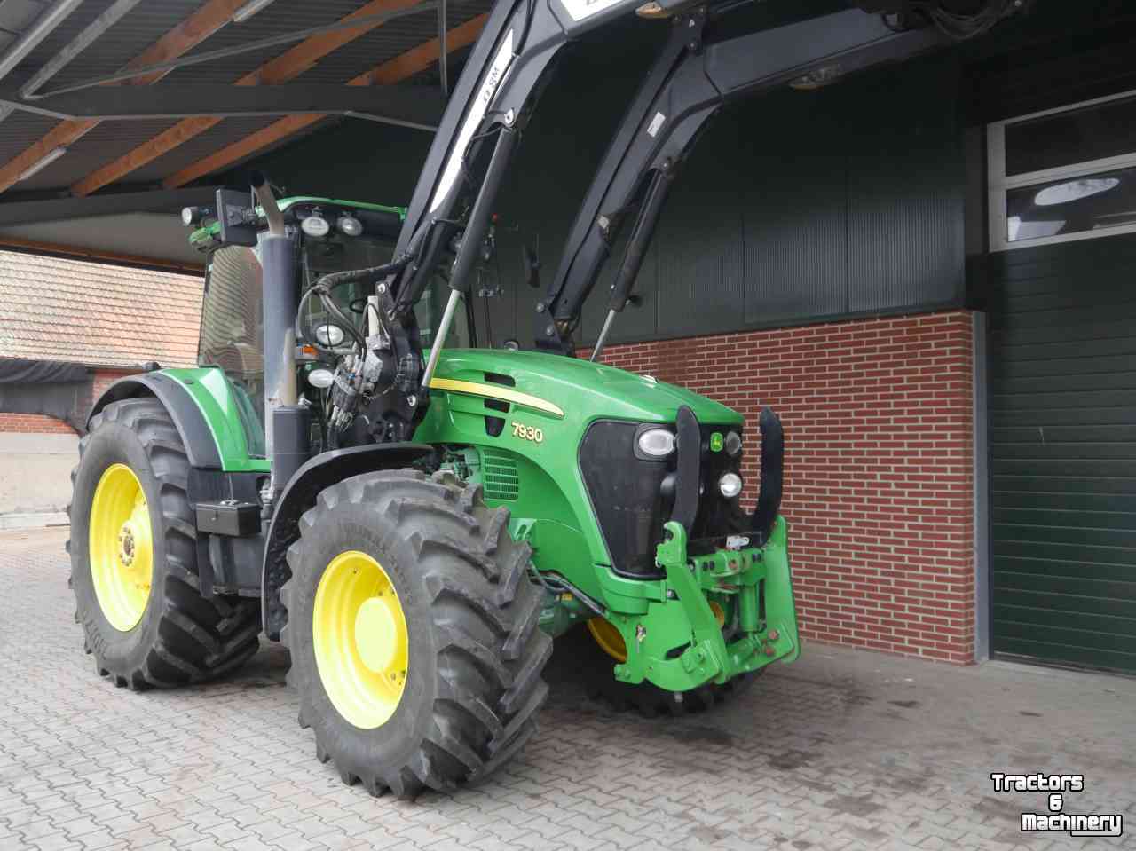 Schlepper / Traktor John Deere 7930 AP + Quicke lader + F-pto