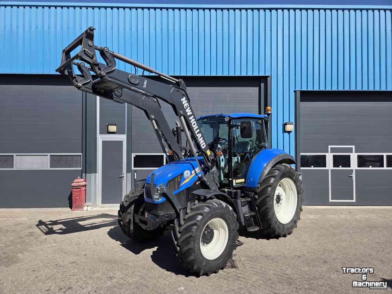 Schlepper / Traktor New Holland T5.95 EC