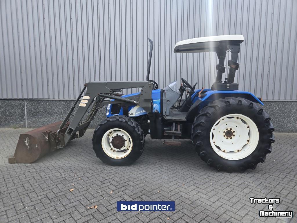 Schlepper / Traktor New Holland TL90A