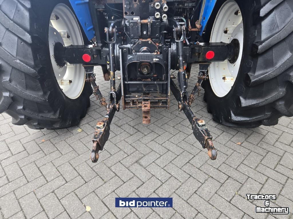 Schlepper / Traktor New Holland TL90A