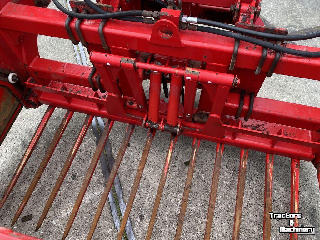 Silageschneidezange Redrock Alligator Kuilhapper met hefmast 