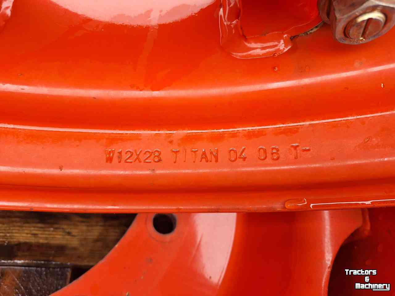 Räder, Reifen, Felgen & Distanzringe Titan W12x28