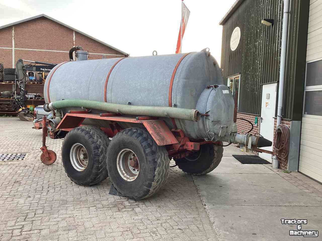 Gülletankwagen / Güllefässer Kaweco 8000 Mesttank