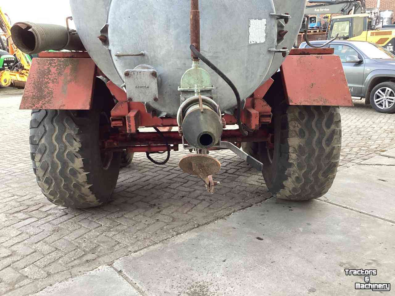 Gülletankwagen / Güllefässer Kaweco 8000 Mesttank
