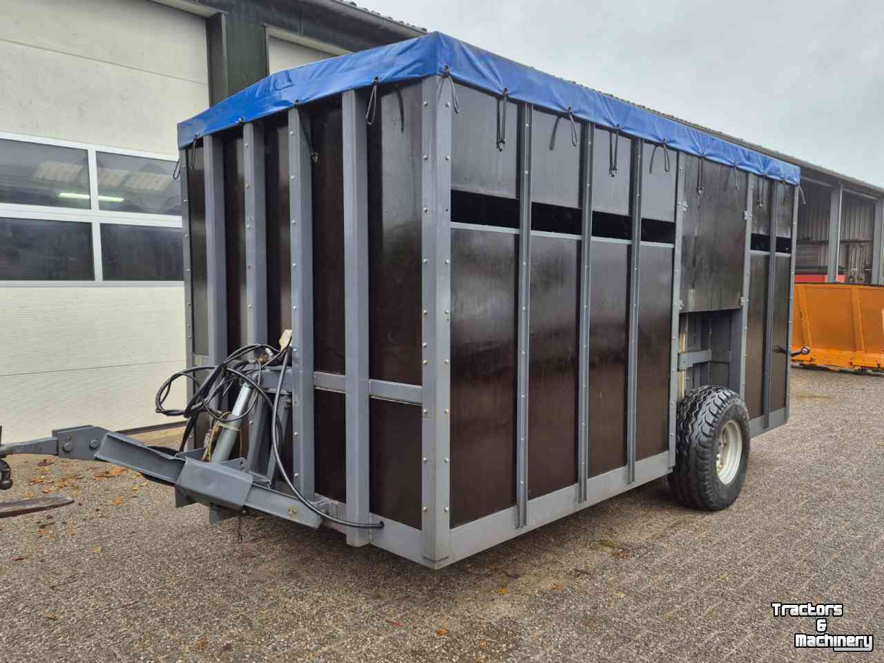 Sonstiges Landwirtschaftliche Transportmaschinen und Zubehör  Veewagen 4x2m hydraulisch zakken heffen