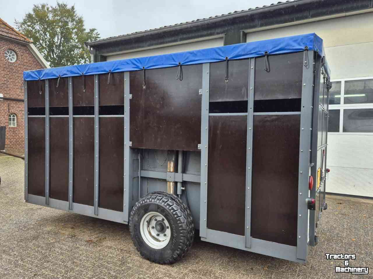 Sonstiges Landwirtschaftliche Transportmaschinen und Zubehör  Veewagen 4x2m hydraulisch zakken heffen