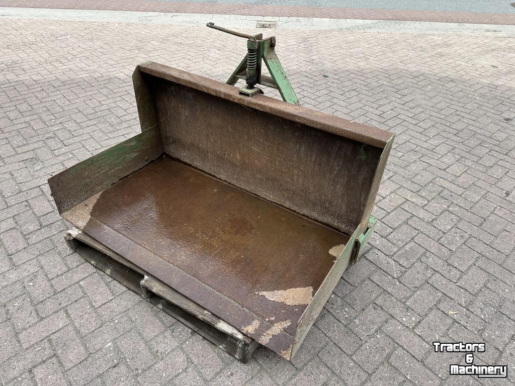 Traktor Abkippbehälter  Grondbak