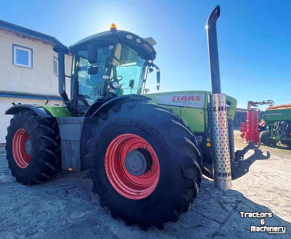 Schlepper / Traktoren Claas XERION 3800 TRAC VC
