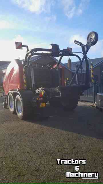 Pressen Case-IH RB545 sillage pack