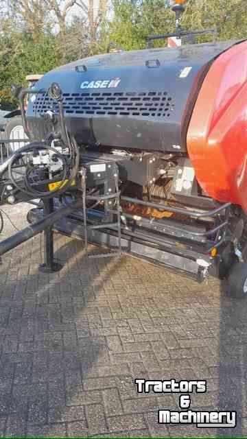 Pressen Case-IH RB545 sillage pack