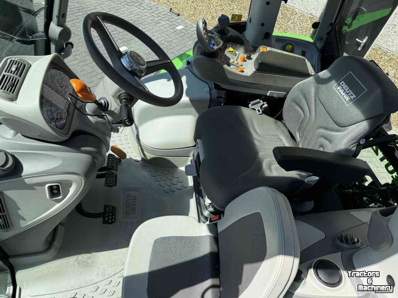 Schlepper / Traktor Deutz-Fahr Agrotron 6140-4TTV vario Fronthef Stage V  Hydr rem 50km