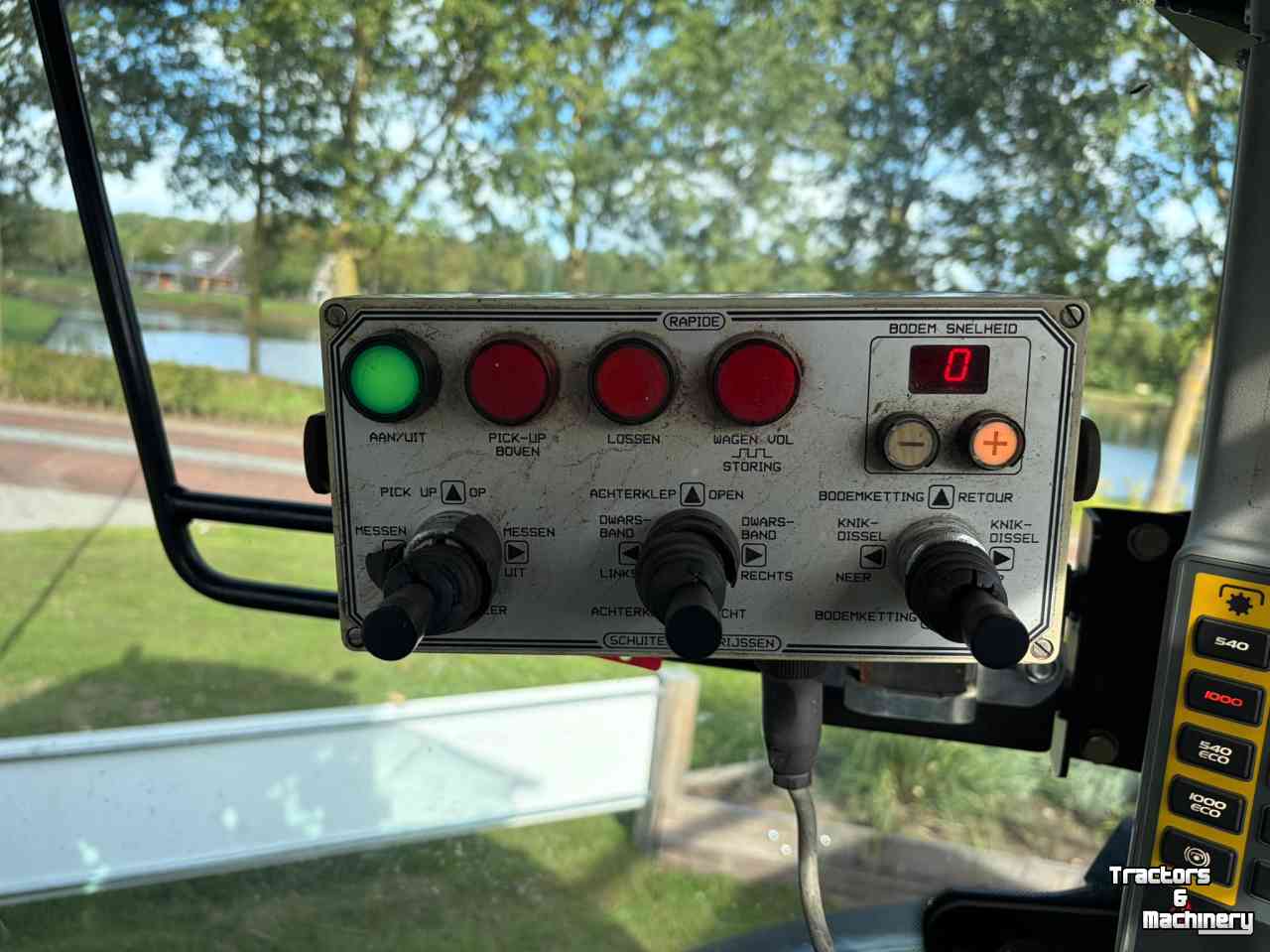 Lade- und Dosierwagen Deutz-Fahr Schuitemaker K 8.41 Rapide 100