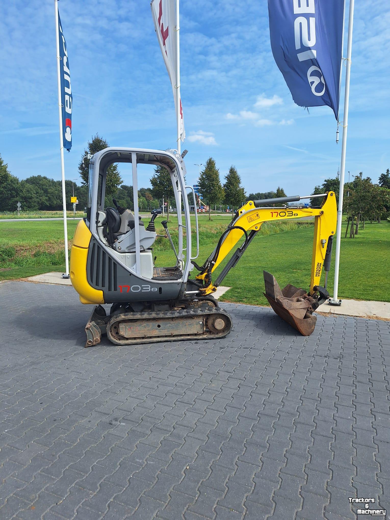 Minibagger Wacker Neuson Wacker Neuson kraan                                 1703