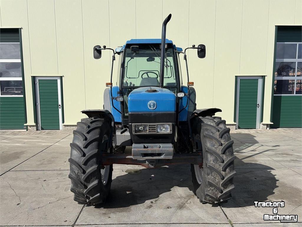 Schlepper / Traktor New Holland 8340 SLE