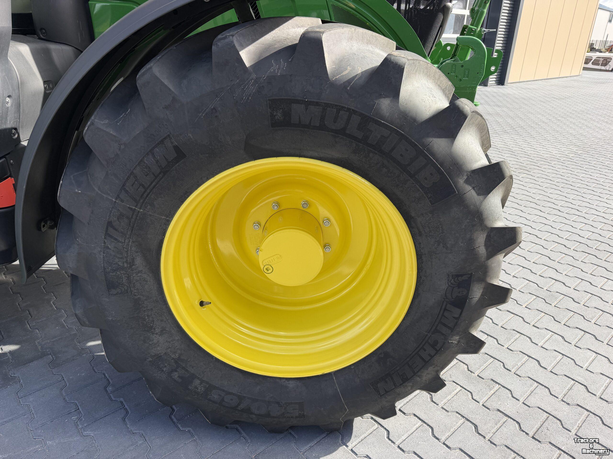 Schlepper / Traktor John Deere 6R150