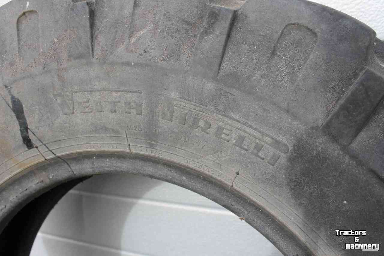 Räder, Reifen, Felgen & Distanzringe Pirelli Veith 7.50-16 (7.50x16) Lug-ring trekkerband voorband tractorband