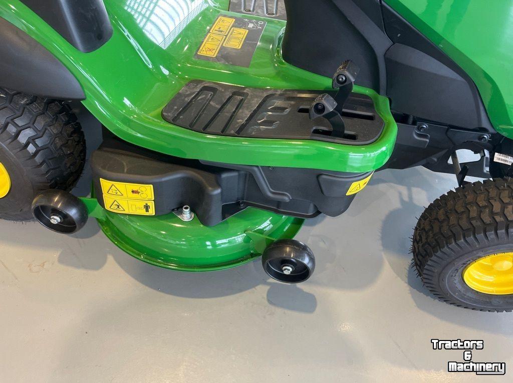 Aufsitzrasenmäher John Deere X167R