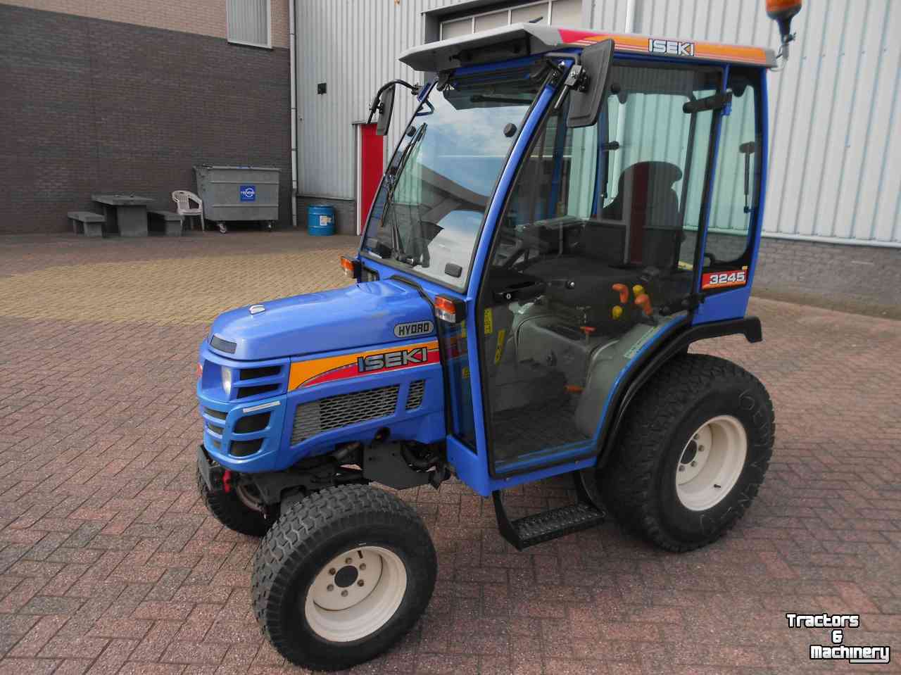 Gartentraktoren Iseki 3245