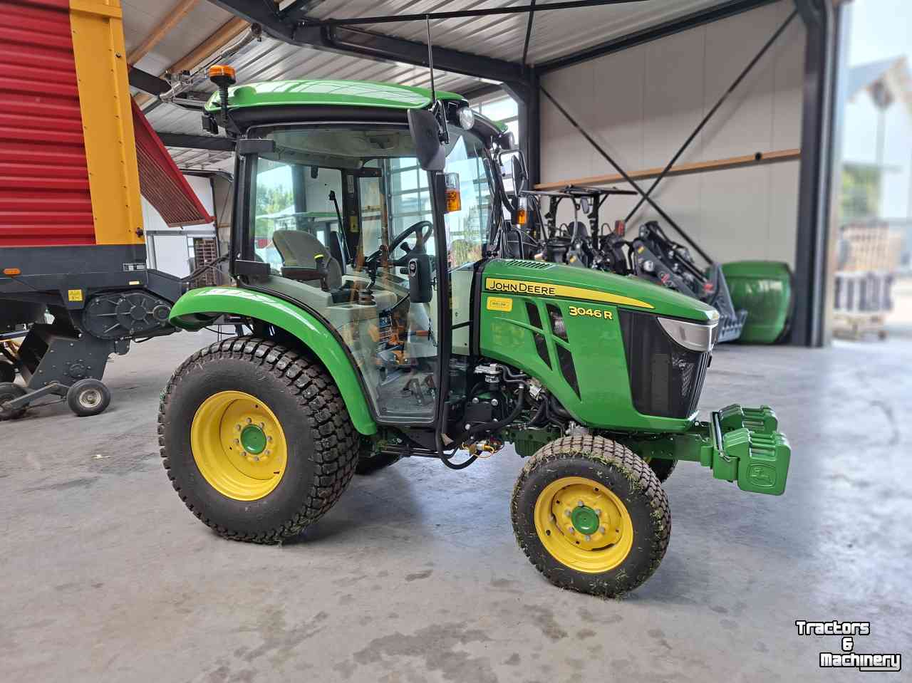 Gartentraktoren John Deere 3046R