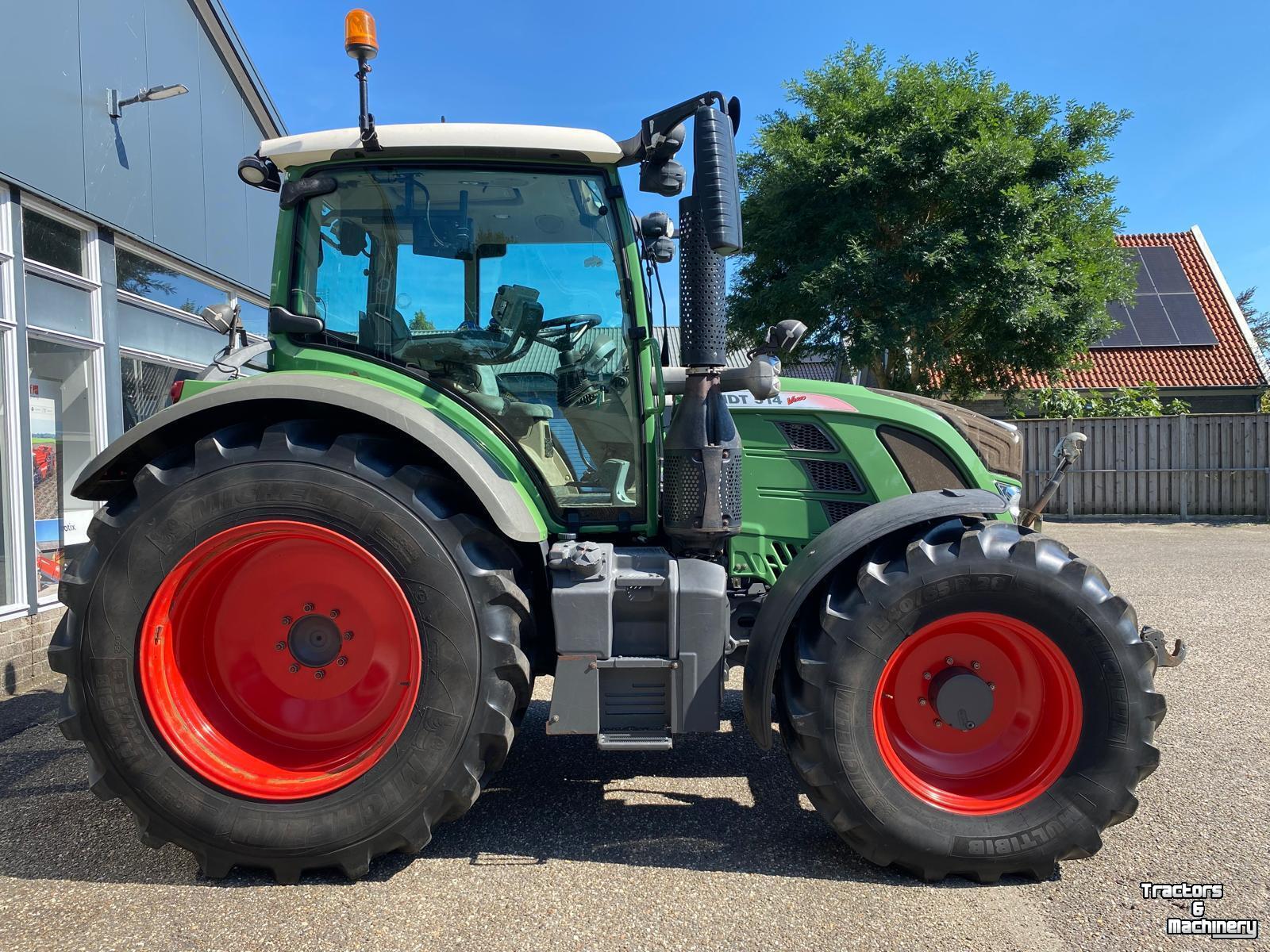 Schlepper / Traktor Fendt 514 SCR Profi + RTK Trimble