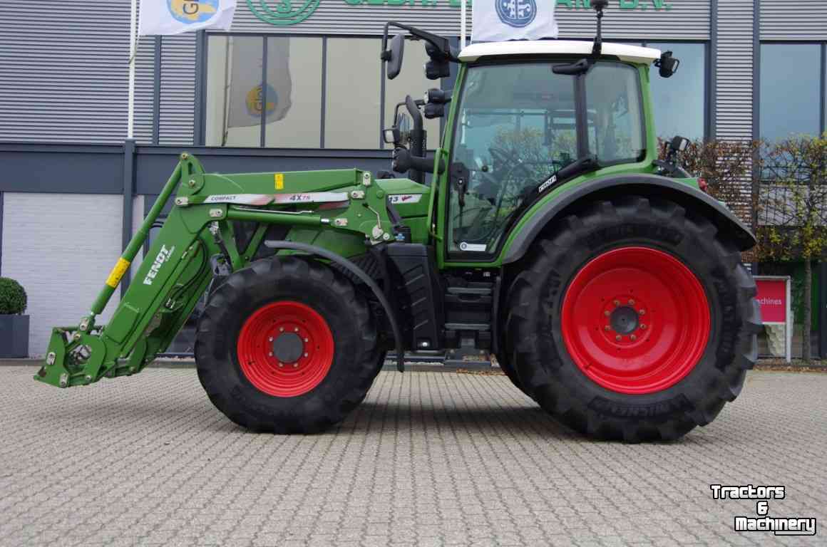 Schlepper / Traktoren Fendt 313 S4 Profi met voorlader