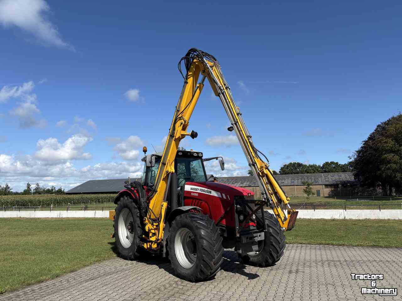 Schlepper / Traktor Massey Ferguson 6490 met herder MBK503LSH