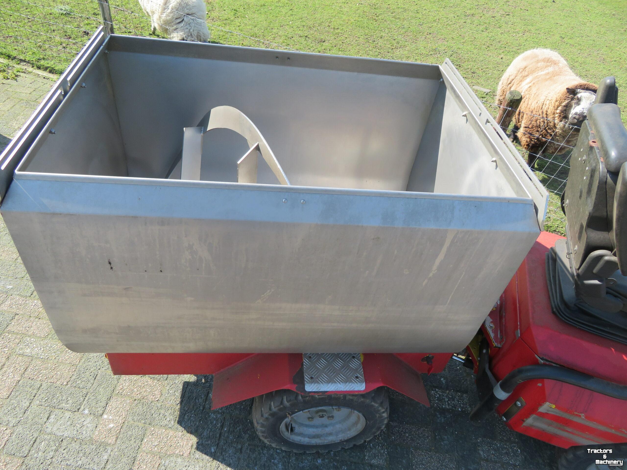 Futterverteilwagen / Futterdosierwagen  Voerwagen