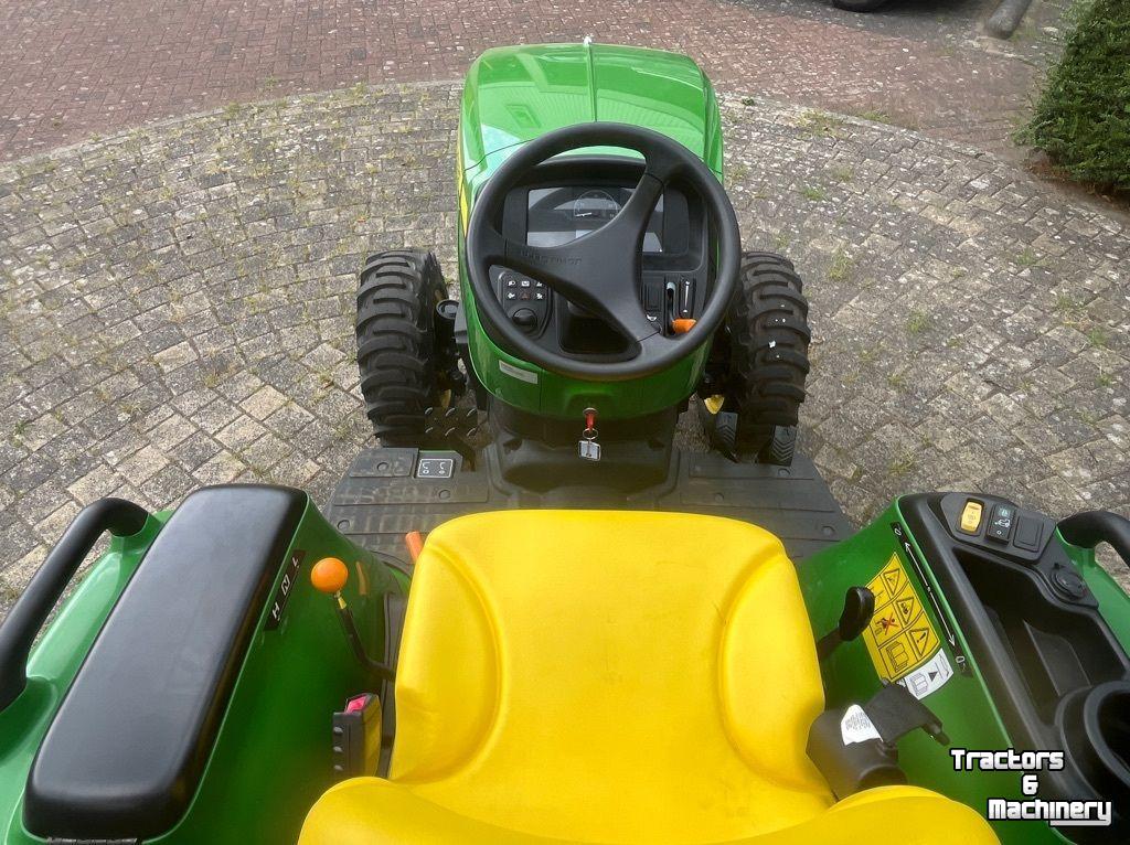 Obsttraktor John Deere 3038E