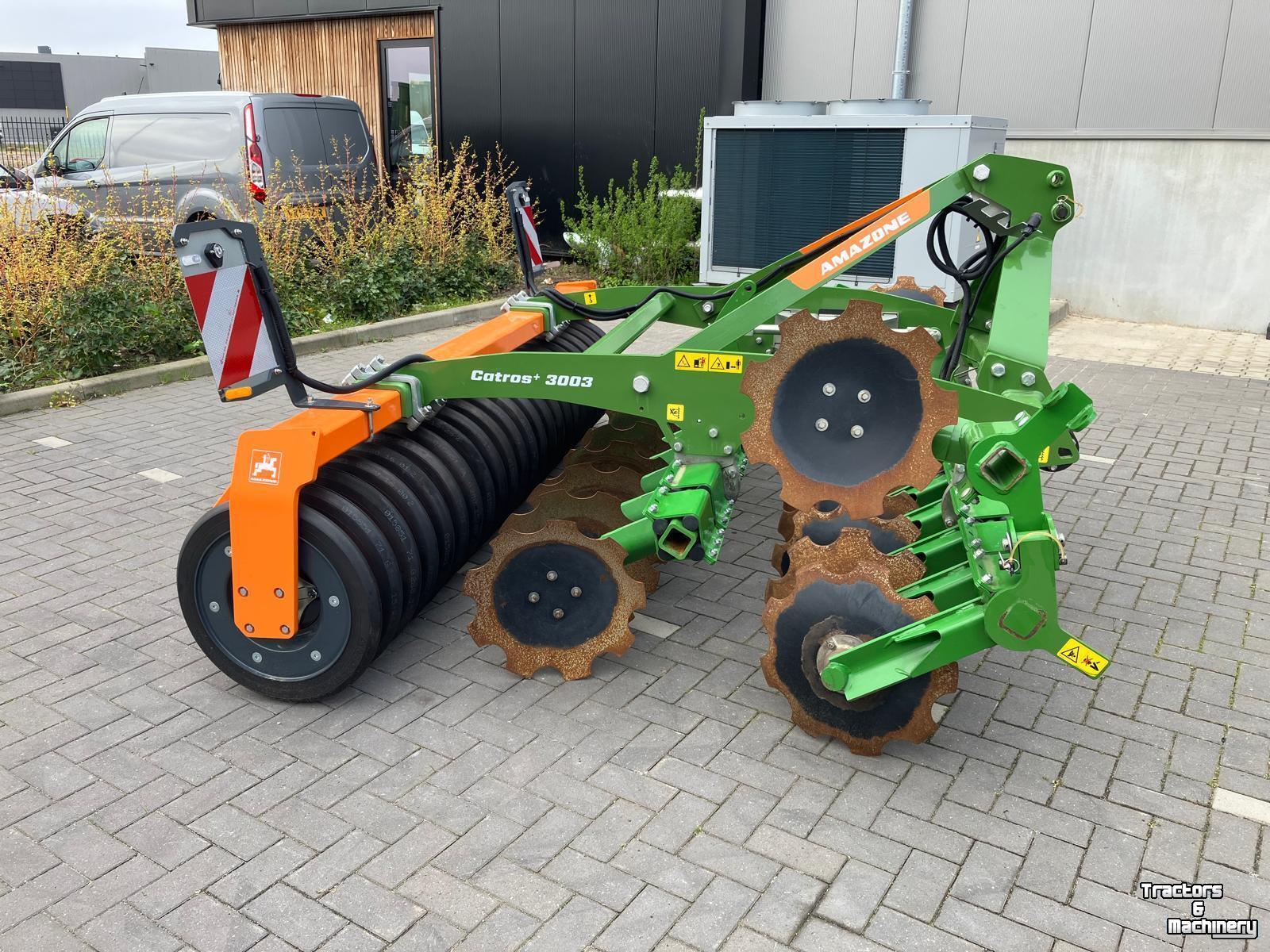 Scheibenegge Amazone Catros 3003+ met V-ringwals KW