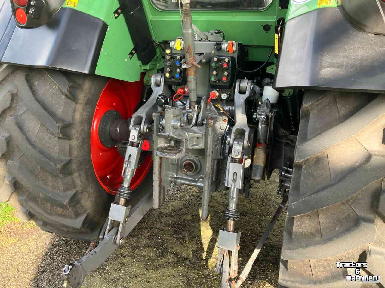Schlepper / Traktoren Fendt 415 Vario